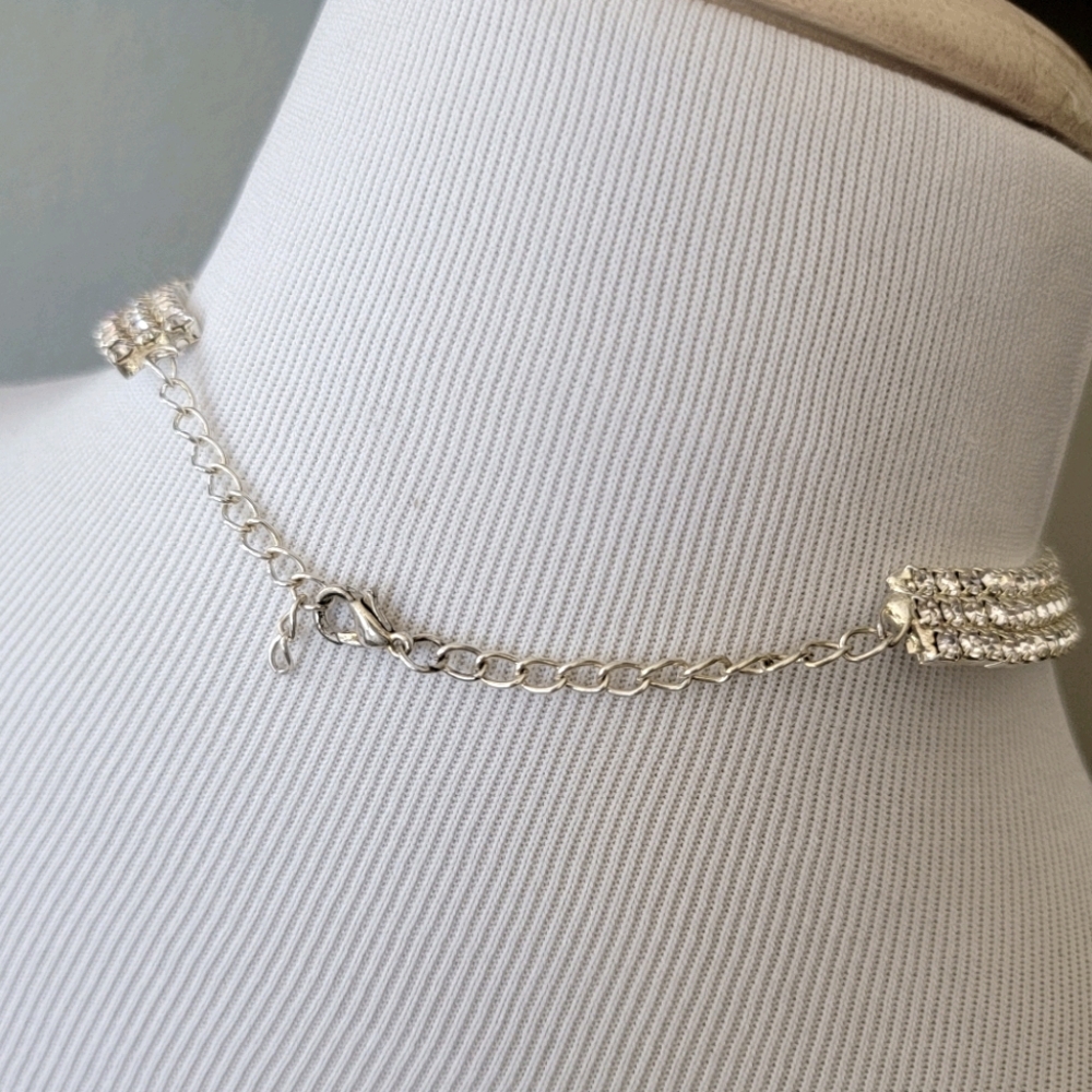 Retro Crystal Rhinestone Choker - Picture 2 of 3